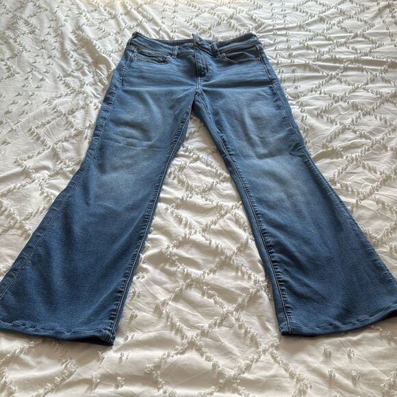 American Eagle JEANS ~ Next Level Stretch ~ size 10 SHORT ~ BOOT KICK - Picture 2 of 6